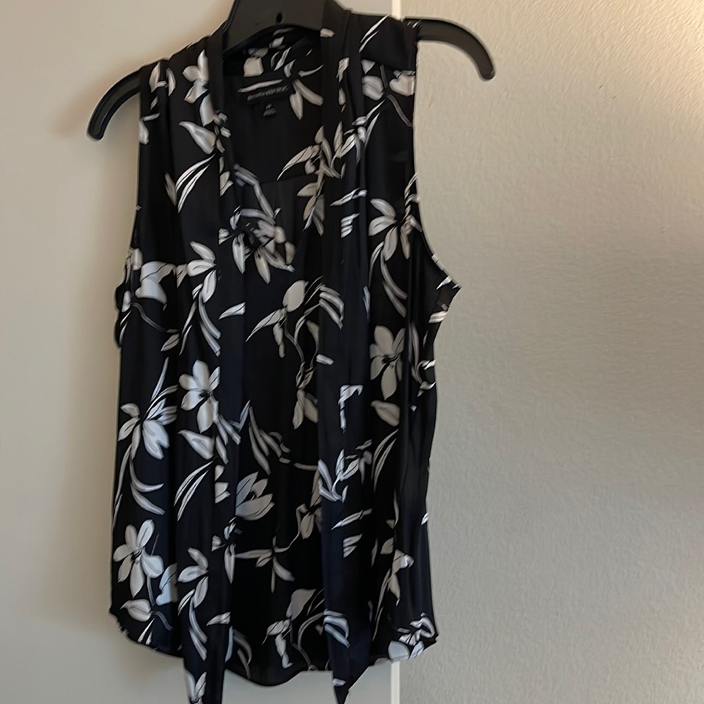 Floral Banana Republic dress blouse